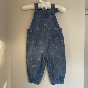 Carter’s sleeveless romper in Blue, size 9m